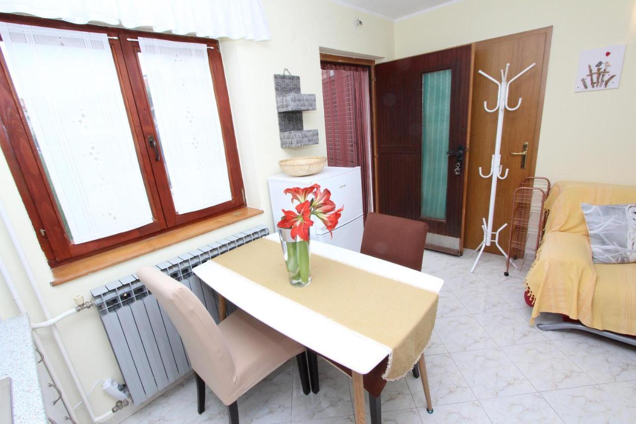Apartment Amabile 로비니 외부 사진
