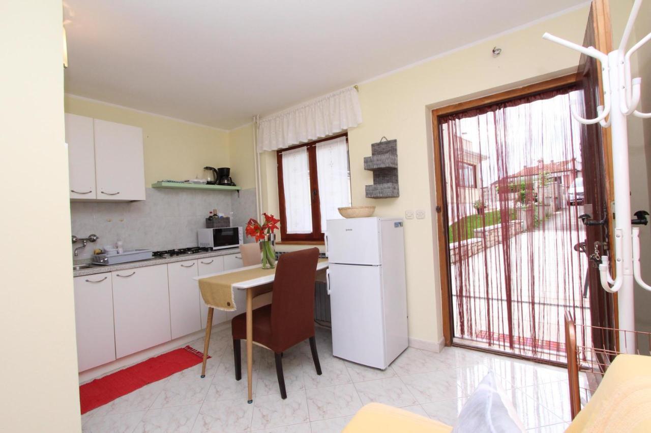 Apartment Amabile 로비니 외부 사진